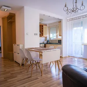 https://niska-apartment.warsawhotelspoland.com