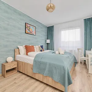 Apartament Family Kamienna With Balcony 1,5 Km To Wroclavia By Renters, Wrocław